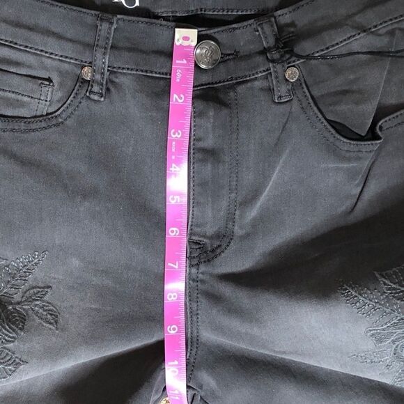 DG2 Diane Gilman Embroidered Skinny Jeans, 8 New with Tags - Picture 8 of 10